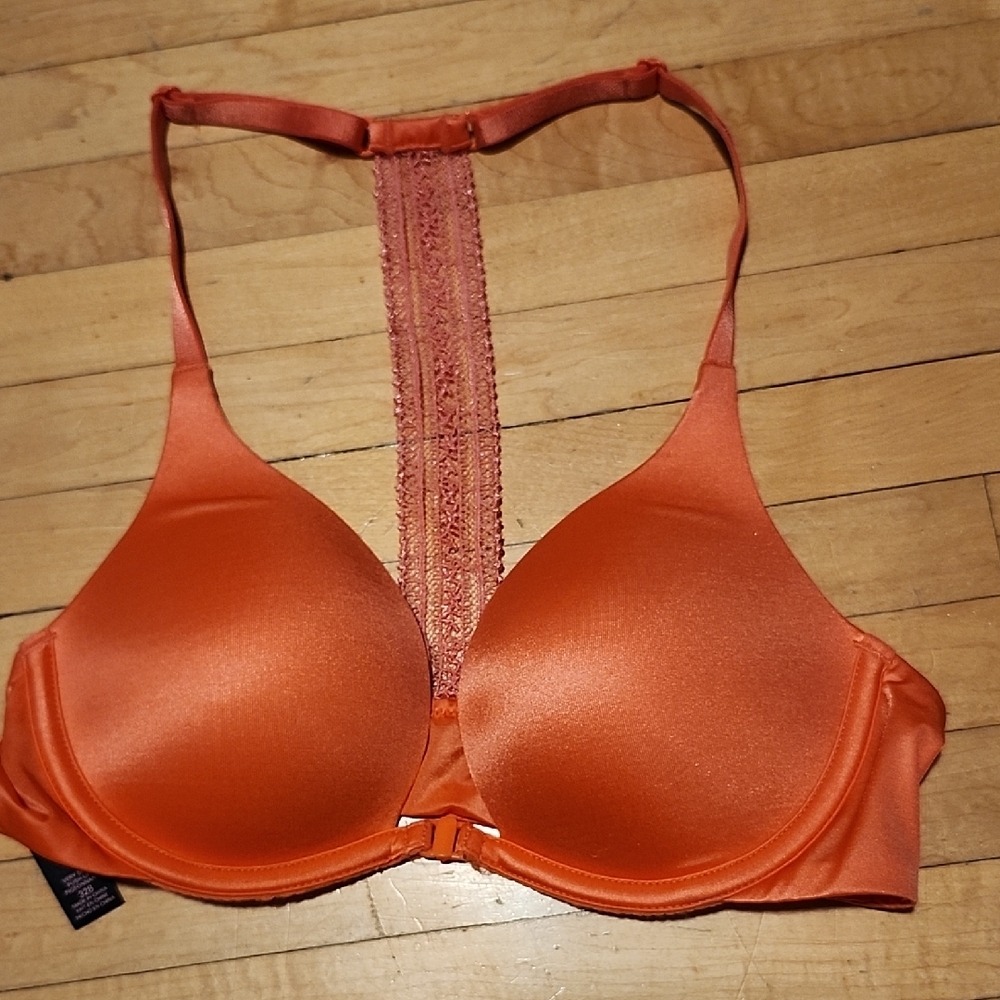 💙Victoria's Secret 32B Vibrant Orange Satin Bra With Lace Back